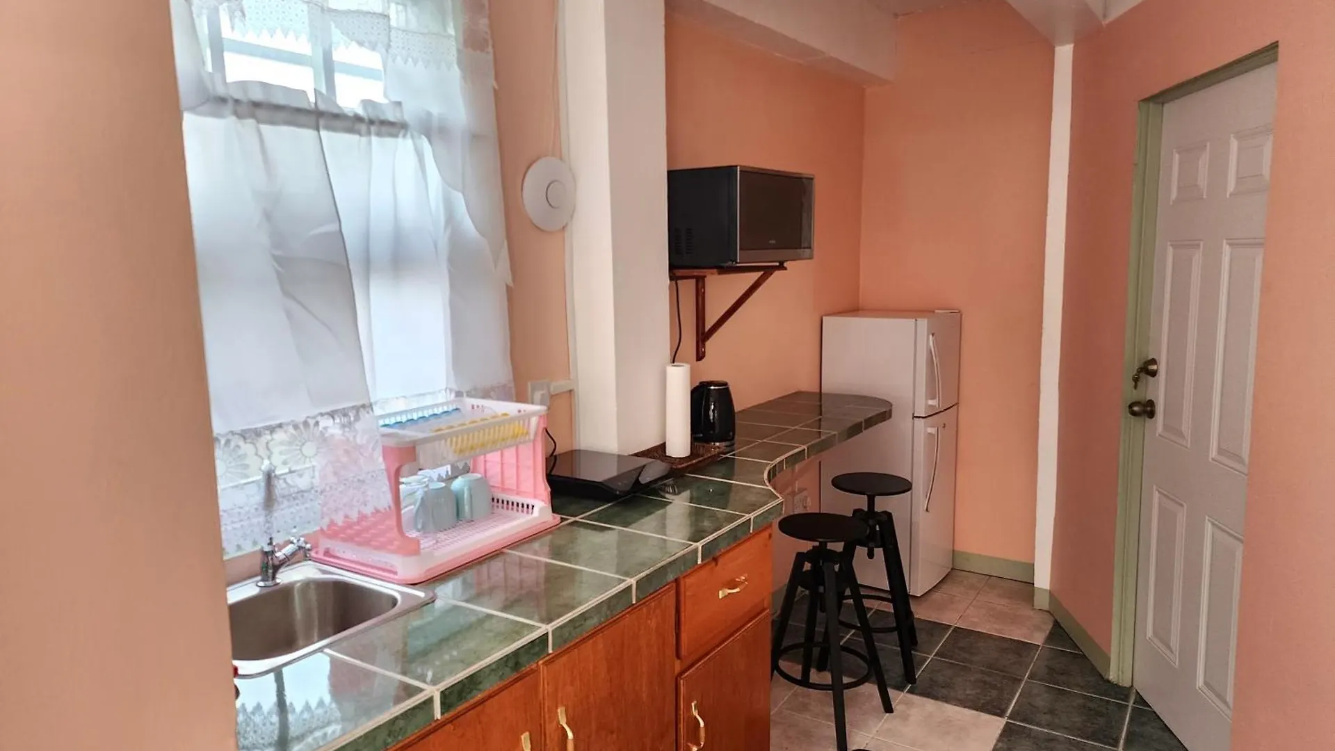 Διαμέρισμα C&M Suites Ροζό