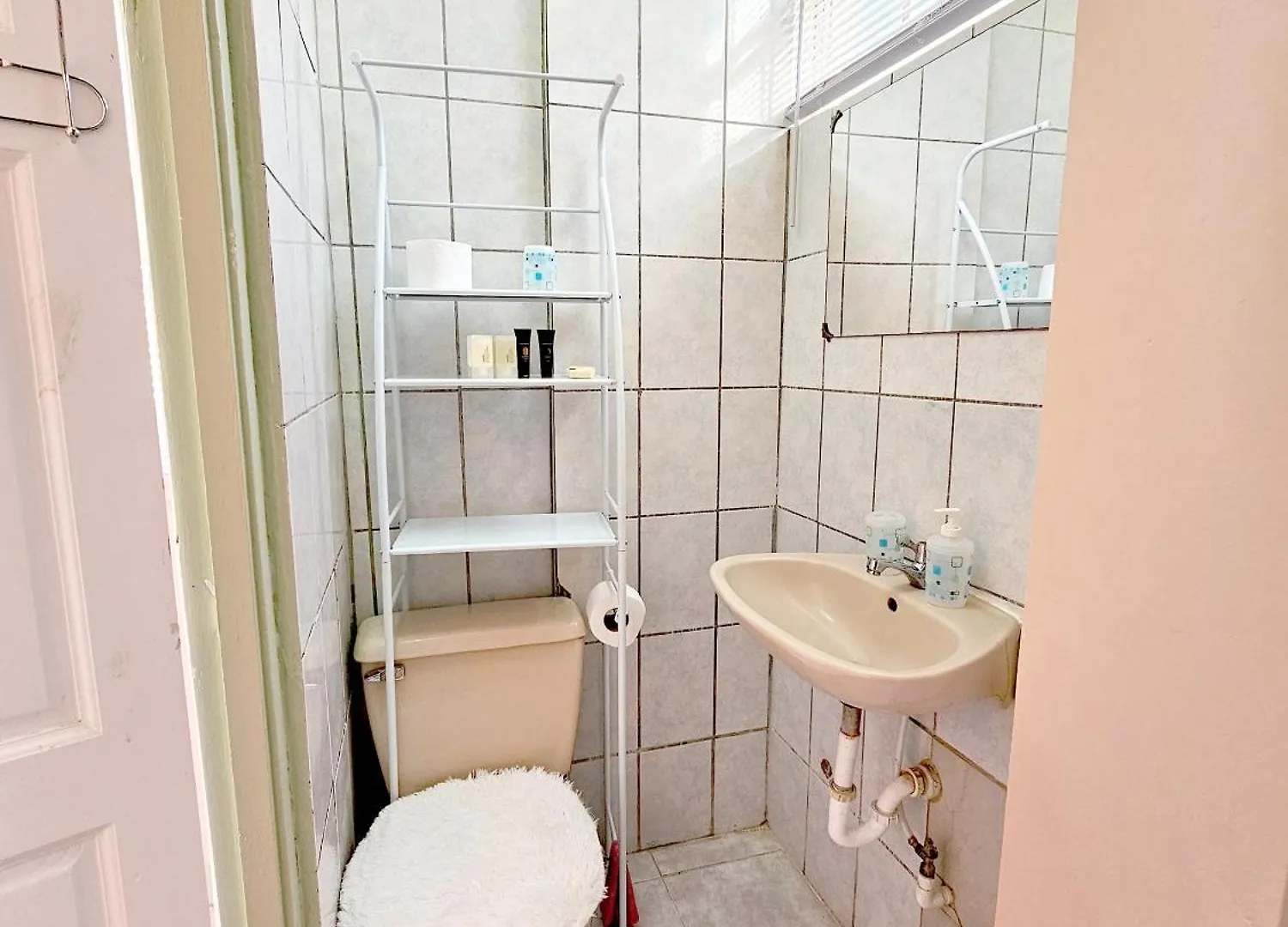 Apartment C&M Suites Roseau