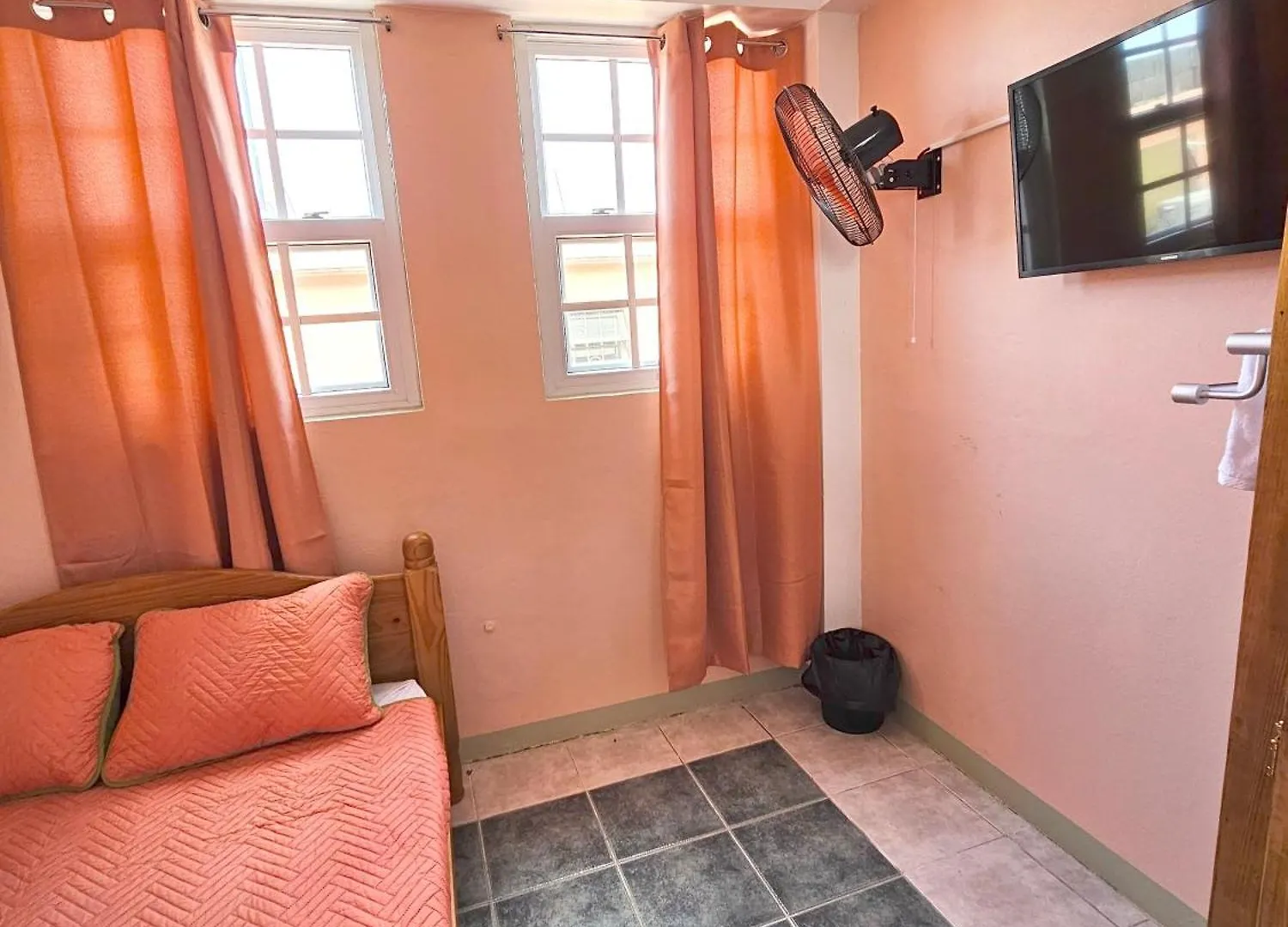 C&M Suites Roseau Dominica